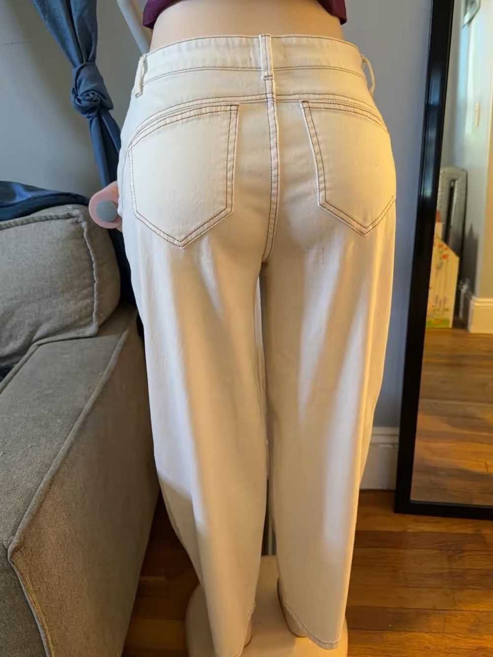 Vince Camuto Cream High-Rise Wide-Leg Jeans size 6 women